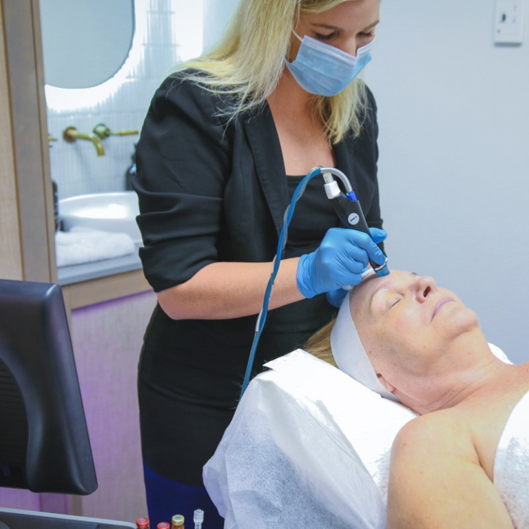 Hydrafacial