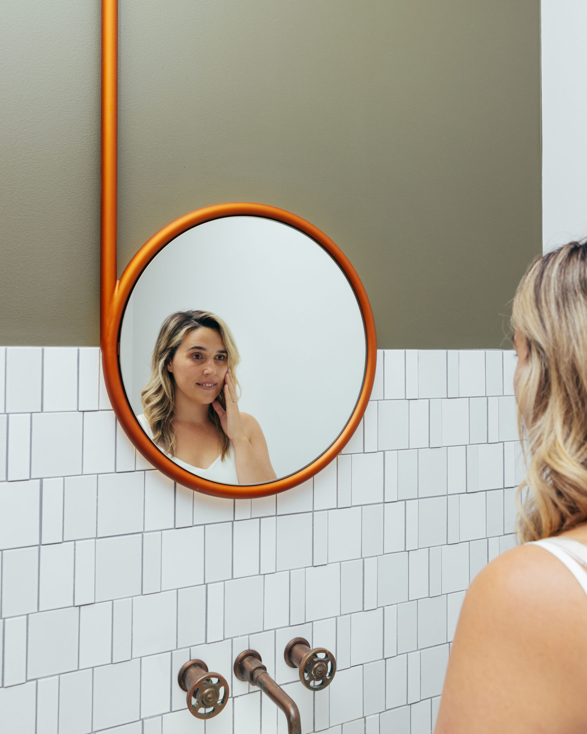 UNDERSTANDING AND TREATING FINE LINES AND WRINKLES